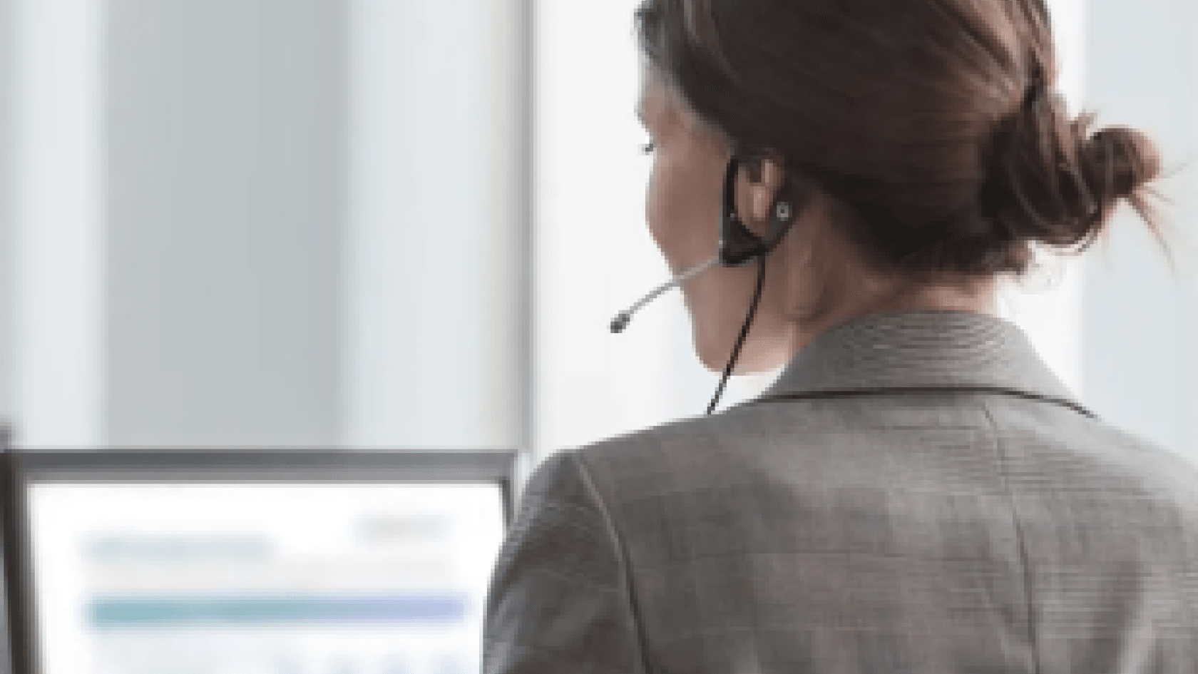 customer support associate